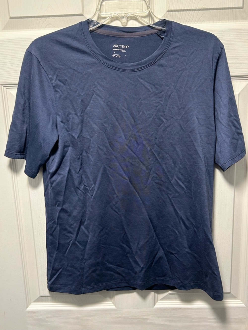 Arc'teryx Women's Short Sleeve Tee in Deep Navy